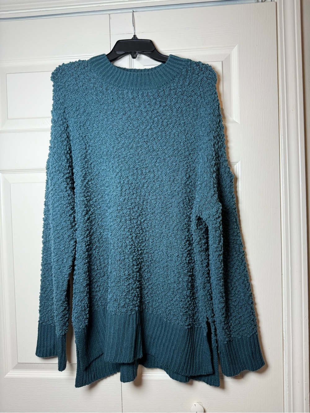 EC women's loose knit tunic sweater‎